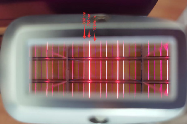 How to distinguish your laser if real 3 waveslength or fake one .